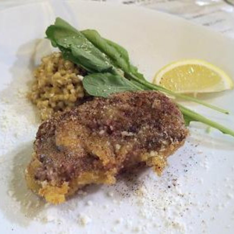 厚切りミラノ風カツレツ(蕎麦粉食堂 Buckwheat（バックウイート）)