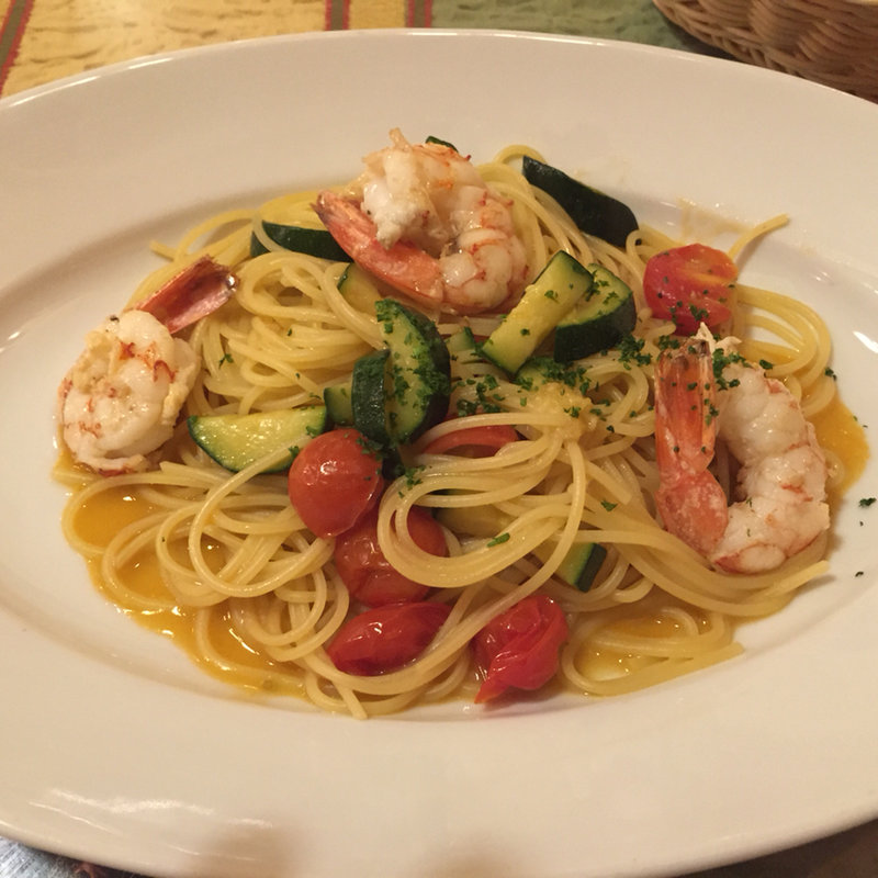 海老とズッキーニのミニトマトソース(イル・メルカート・アンジェロ)