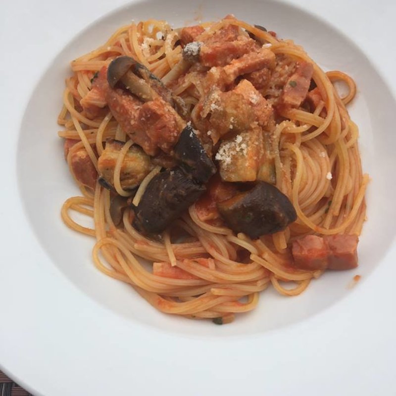 茄子とベーコンのトマトソースパスタ(BUON GRANDE ARIA)
