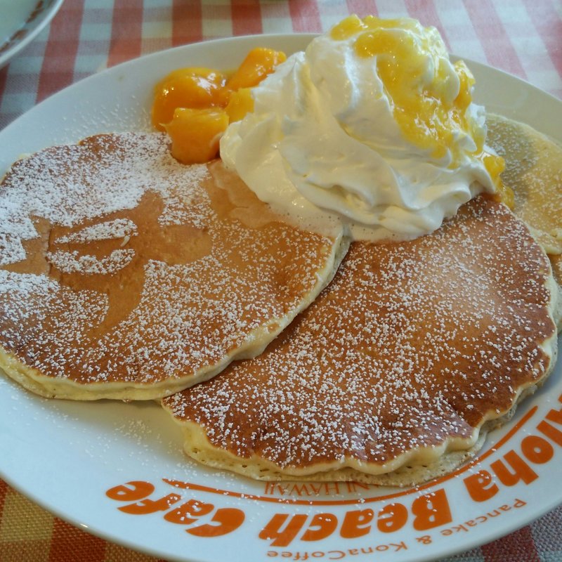 贅沢マンゴーパンケーキ(ハワイアンカフェ Moke's Hawaii Enoshima)