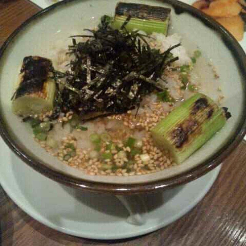 ピリ辛茶漬け(味の牛たん喜助 丸の内パークビル店)