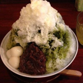 緑茶氷(八女茶販売・喫茶　伽藍堂（からんどう）)