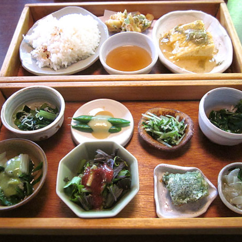 お昼のろろろ弁当(出町ろろろ )