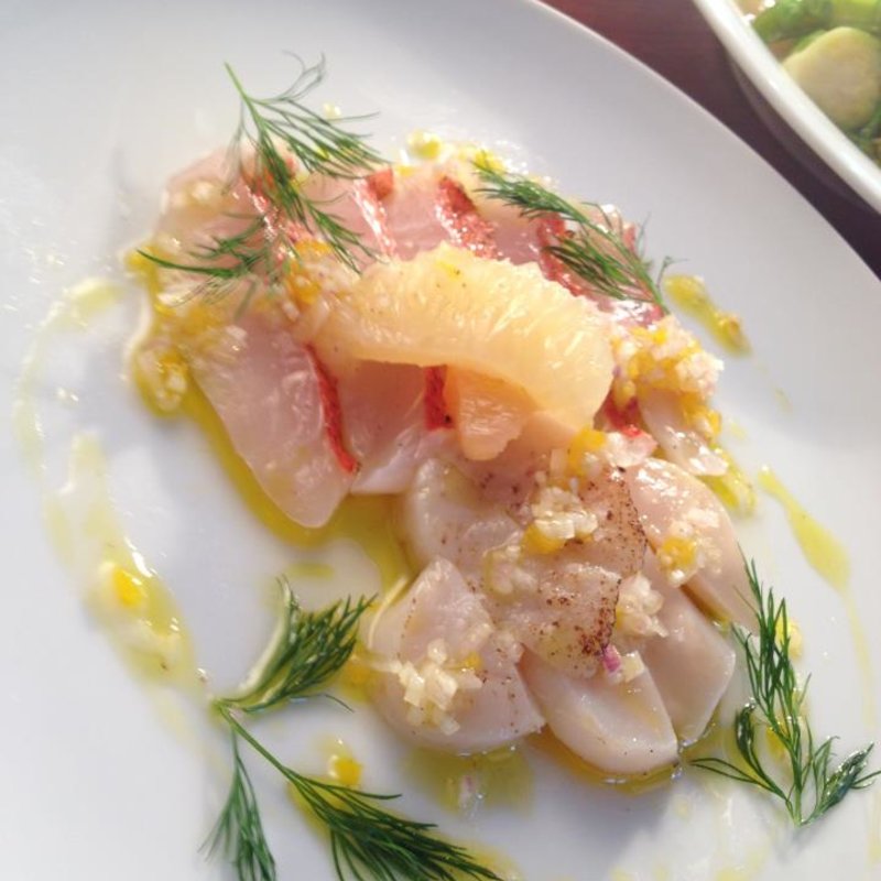 本日の鮮魚のカルパッチョ(ボン・グゥ 神楽坂)