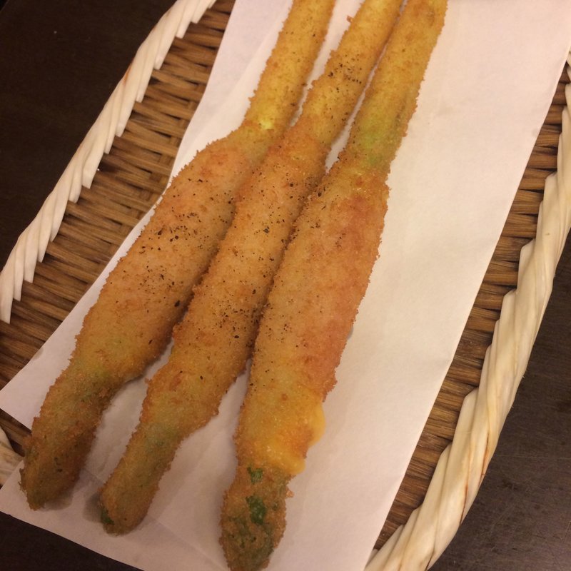 アスパラベーコン串(串八 新堀川店 （くしはち）)