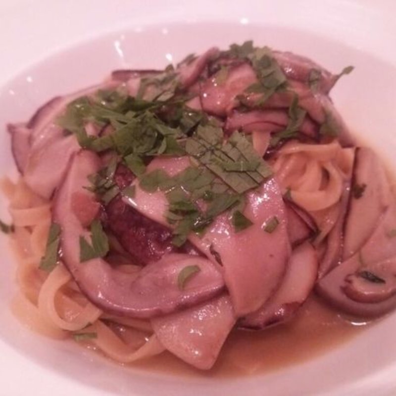 夏ポルチーニのタリアテッレ(ファットリーア エッセ)