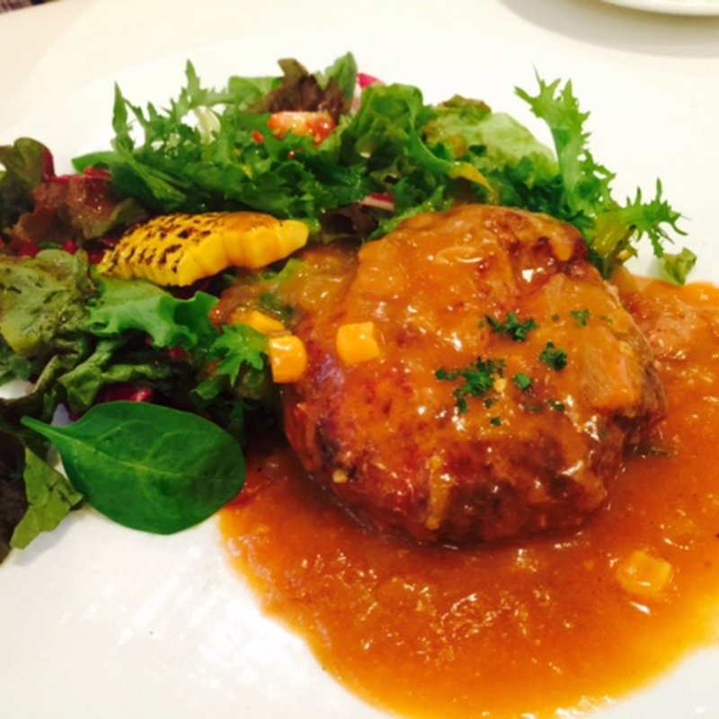 ビーフハンバーグステーキ(レストラン セビアン （restaurant c'est bien）)