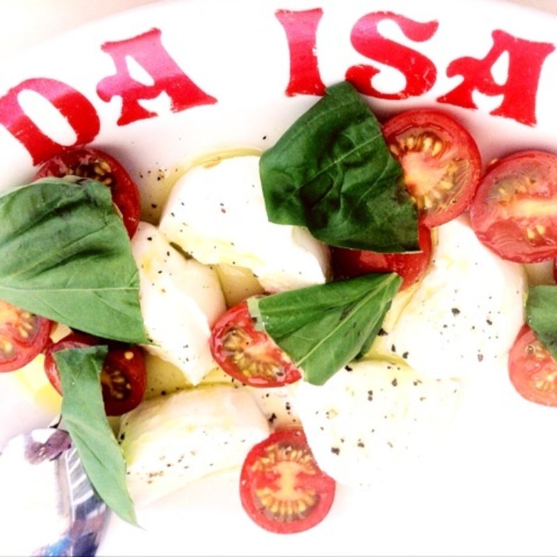 カプレーゼ(Pizzeria e Trattoria da ISA)