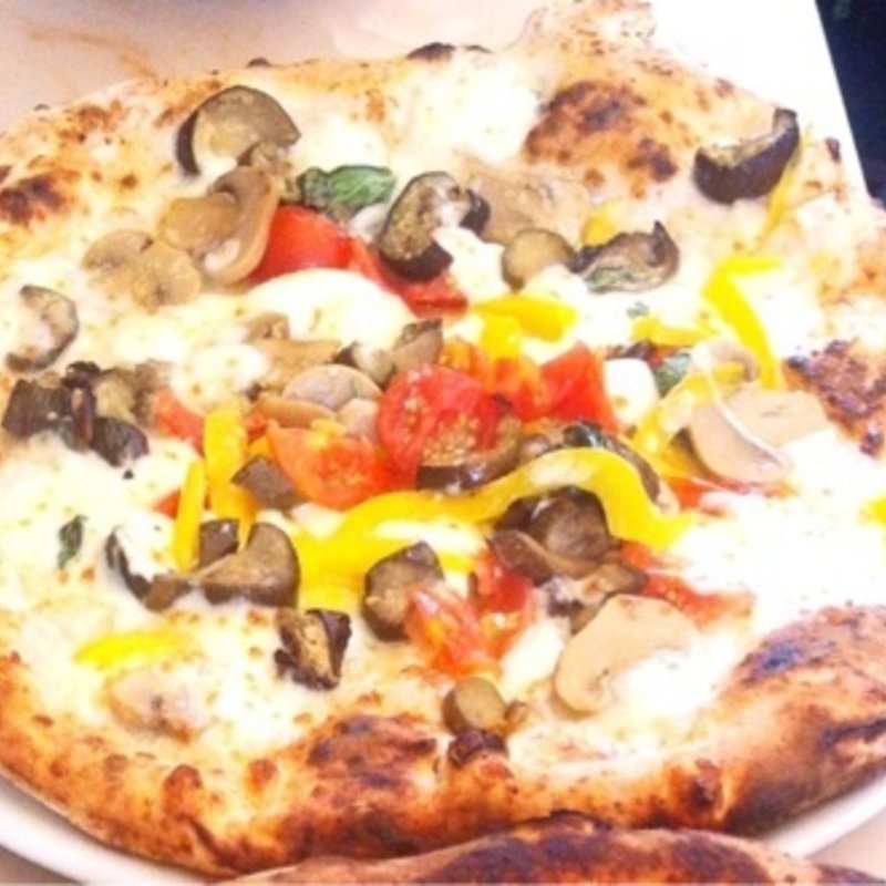 オルナトーレ(Pizzeria e Trattoria da ISA)