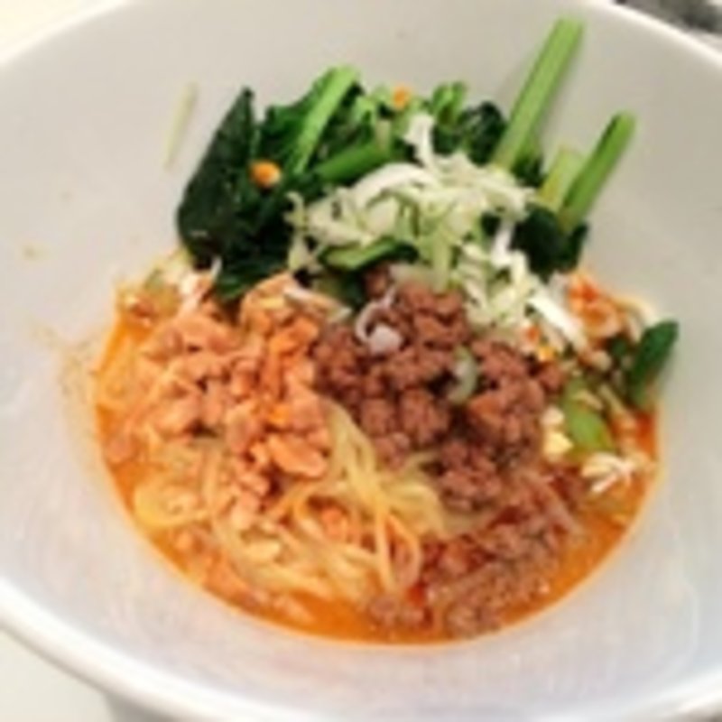 四川担々麺(御馥 （イーフー）中之島ダイビル店)