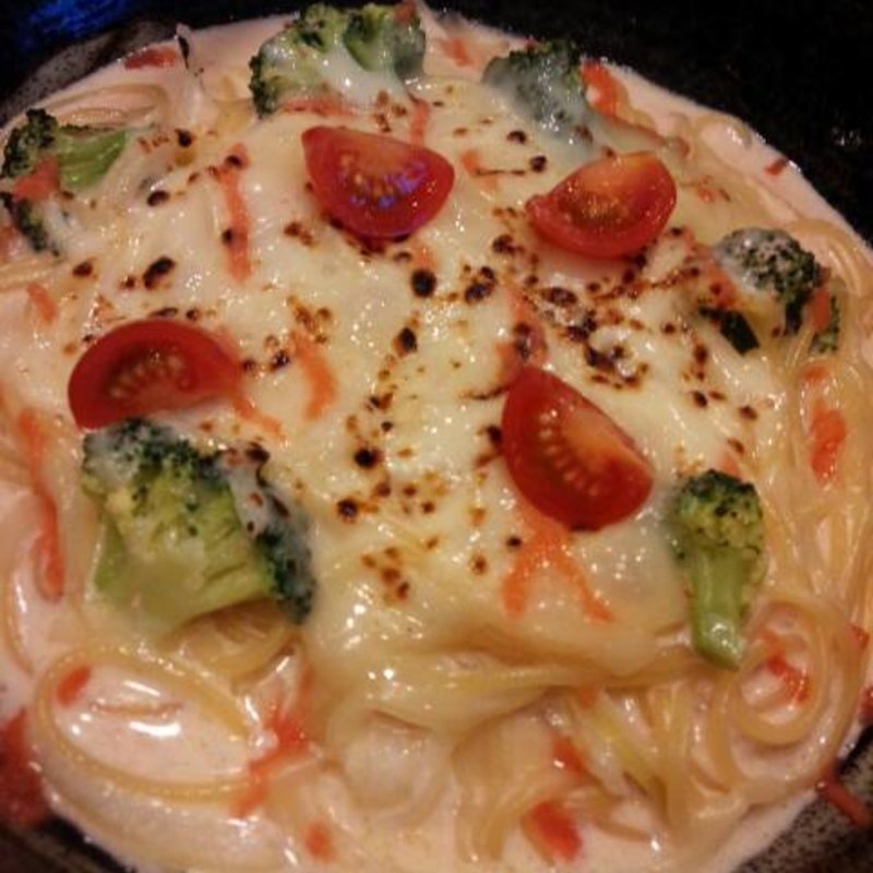 おもちとチーズとプチトマトの豆乳ソースパスタ(凛じろう )