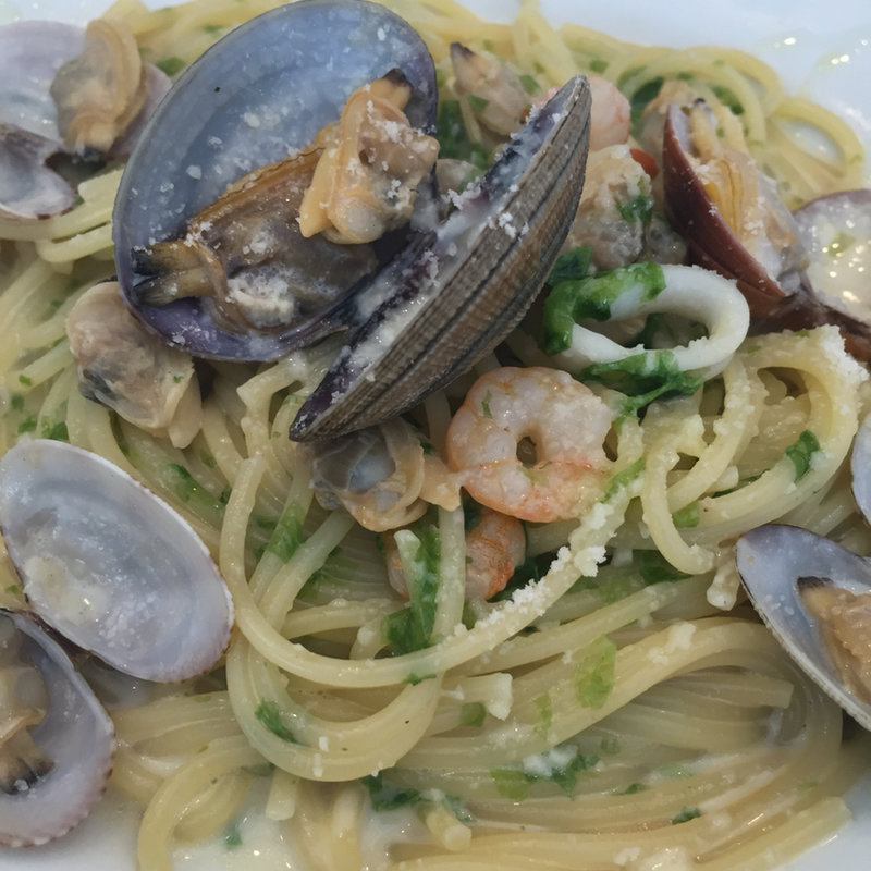 魚介とアオサ海苔のクリームパスタ(parabola)