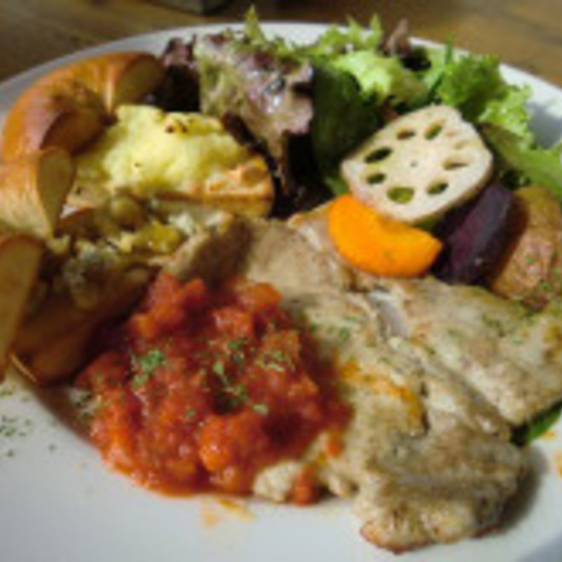 豚ロースとニューヨークベーグルの冬プレート(シマイロカフェ （Shimairo cafe）)