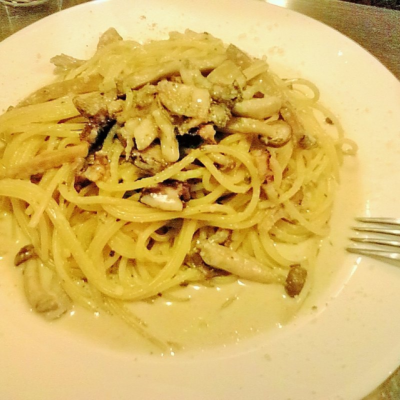 きのこのジェノベーゼクリームパスタ(門仲バル コッコロコ 東陽町店)
