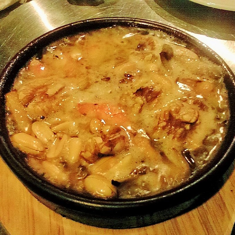 海老とキノコとナッツのアヒージョ(門仲バル コッコロコ 東陽町店)