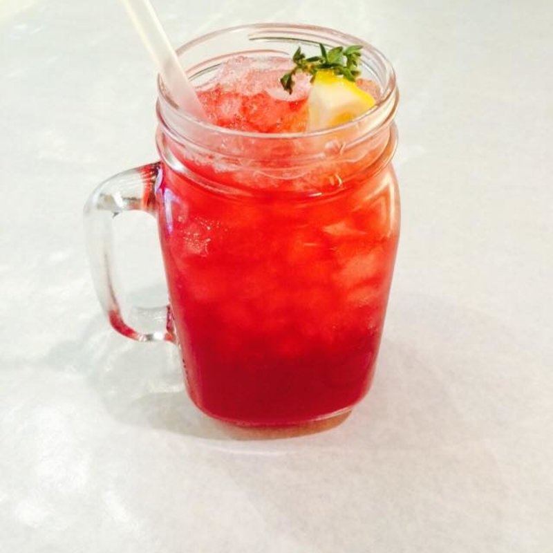 オリジナルクランベリーサングリアカクテル(ダンシングクラブ東京)