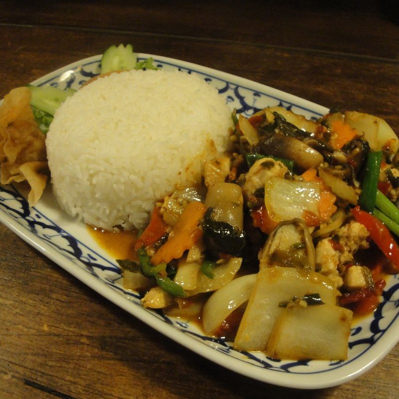 タイのとうがらし炒め(バーンタイ )