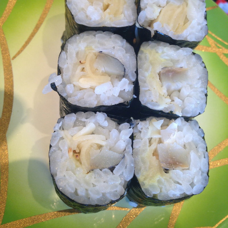 鯖のガリ巻き(地魚回転寿司 丸藤)