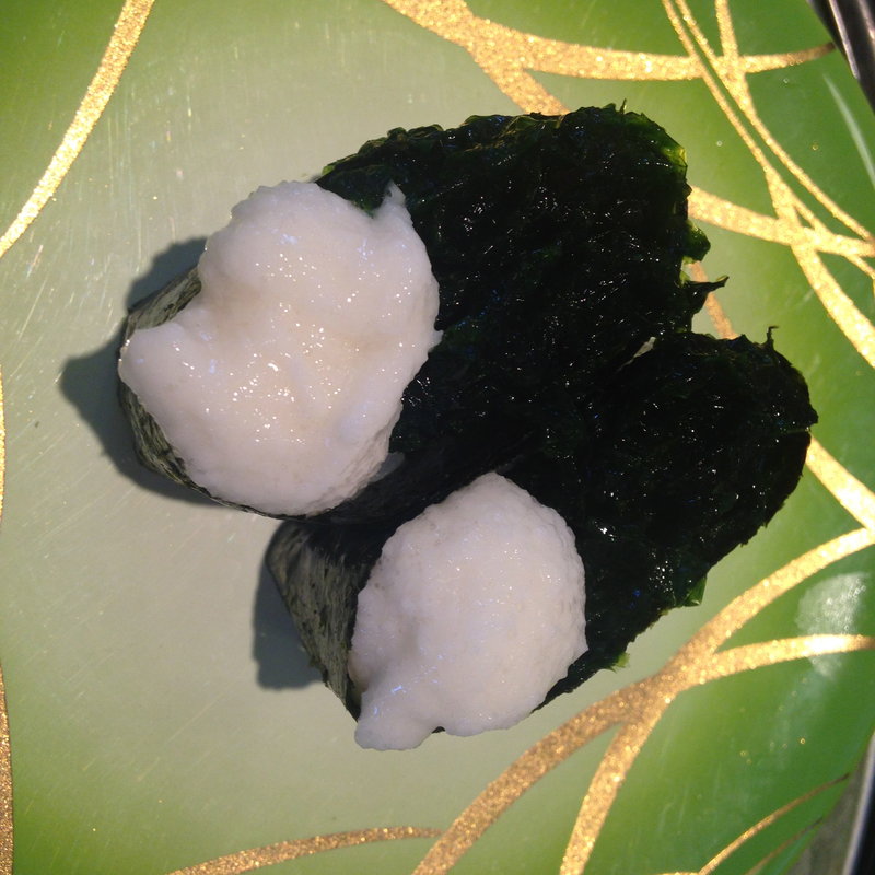 生のりととろろ芋巻き(地魚回転寿司 丸藤)