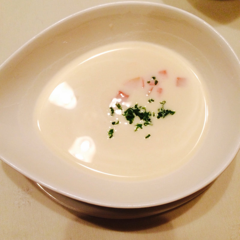 冷たいじゃがいものスープ(Seasonal Dining RIB)