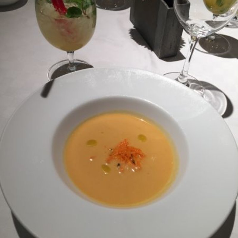 人参の冷製スープ(ザ・ガーデン・プレイス 蘇州園)