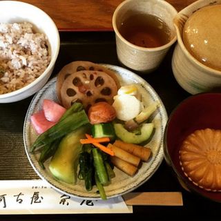 京都でランチビュッフェスタイル