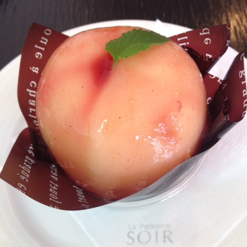 桃のタルト(パティスリー　ソワール)