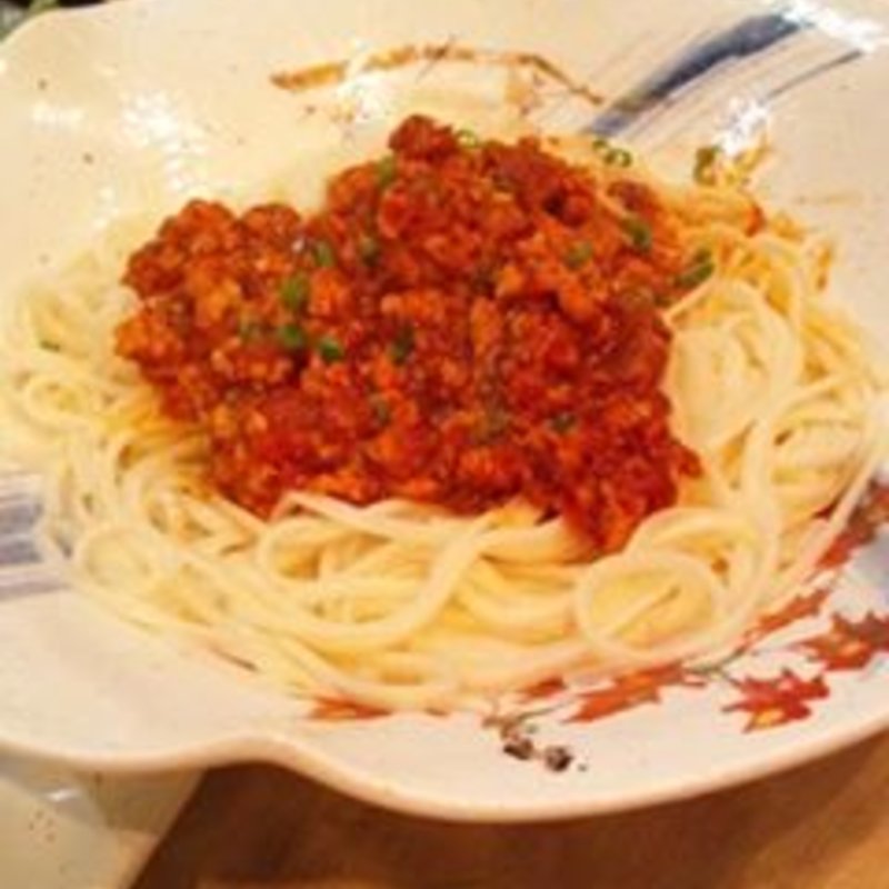 五島うどんのボロネーゼ(美酒美燗 煮りん)