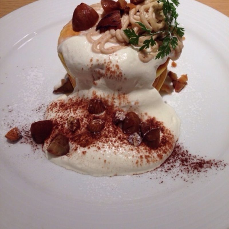 マロンモンブランのパンケーキ(グラウンド アッシュ （ground H）)