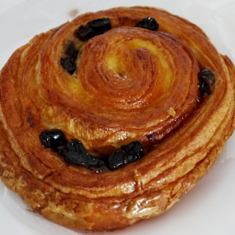 パン・オ・レザン(CAFE＆BAKERY MIYABI 橋本店 （カフェ＆ベーカリー ミヤビ）)