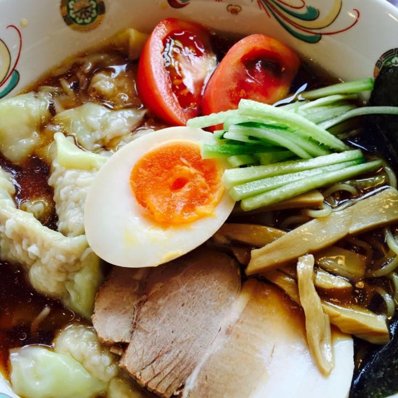 冷やしワンタンメン(栄楽)