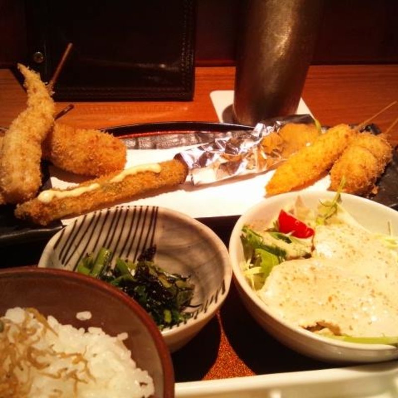 お昼のおきまり 光(串亭 日本橋三越前)