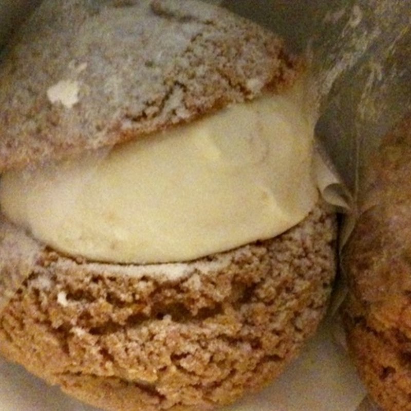 シュークリーム(queue de Teru)