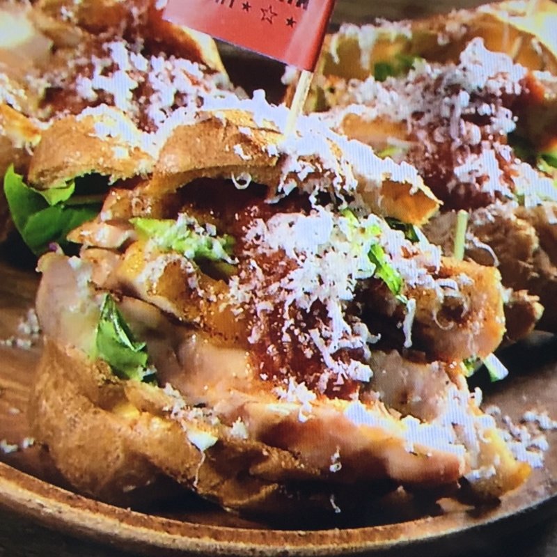 ポップオーバーバーガー(カフェ＆スイーツ TABLES Coffee Bakery&Diner 南堀江店)