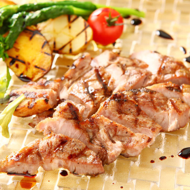 黒豚のグリリア(Piccole Lampare ＆ rooftop sky bar)