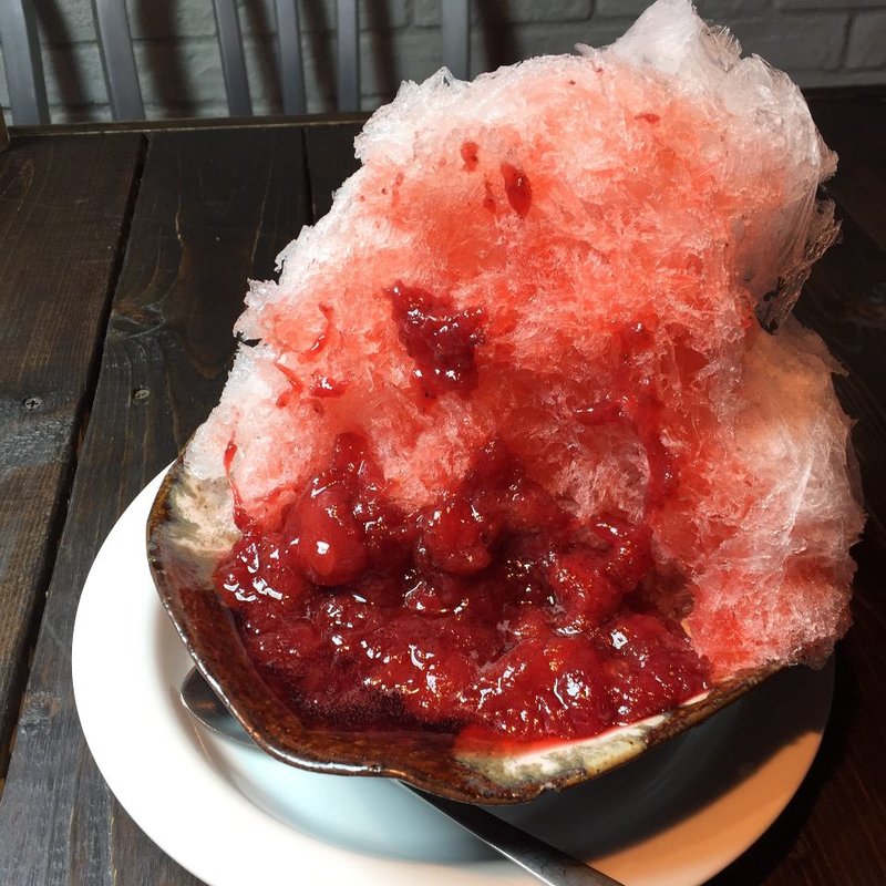 いちごミルク(Piccole Lampare ＆ rooftop sky bar)