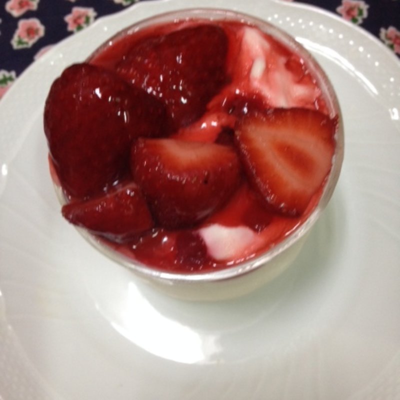 いちごのレアチーズクリーム(いちごの里 東武栃木店 )