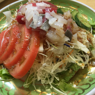 海鮮サラダ(魚居酒家きまぐれ酒場 )