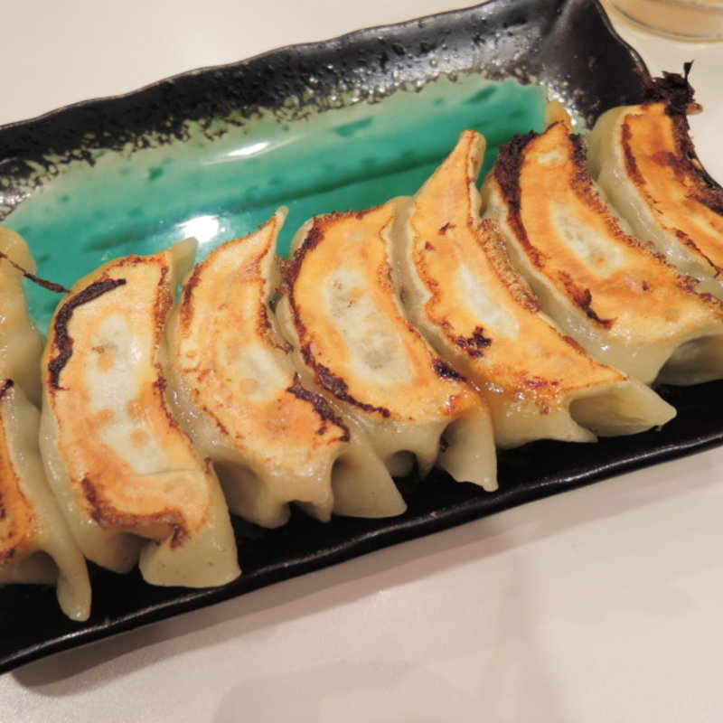 手作り餃子(梅蘭 あべのキューズモール店)
