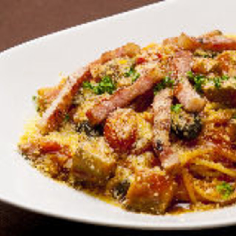 ベーコンと野菜のトマトパスタ(世界のビール博物館 東京スカイツリータウン・ソラマチ店)