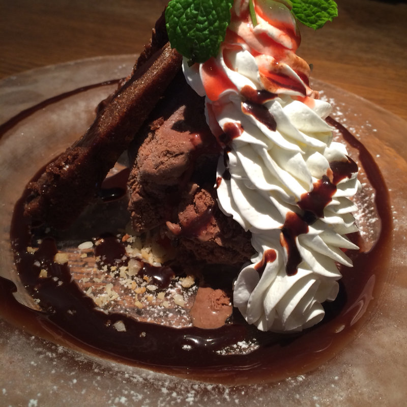 マカダミアナッツ チョコレートケーキ(アロハテーブル Kyobashi )