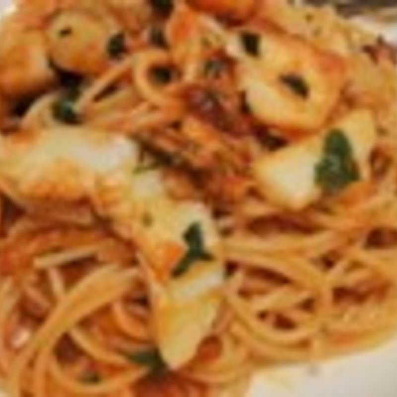 シーフードトマトパスタ(Mano-e-Mano（マーノ エ マーノ）)