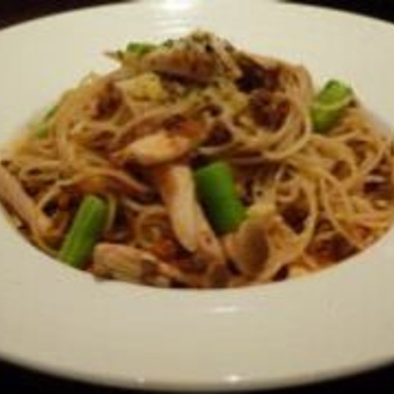 キノコと自家製ミートソース(ホワイトロータス （White Lotus）)