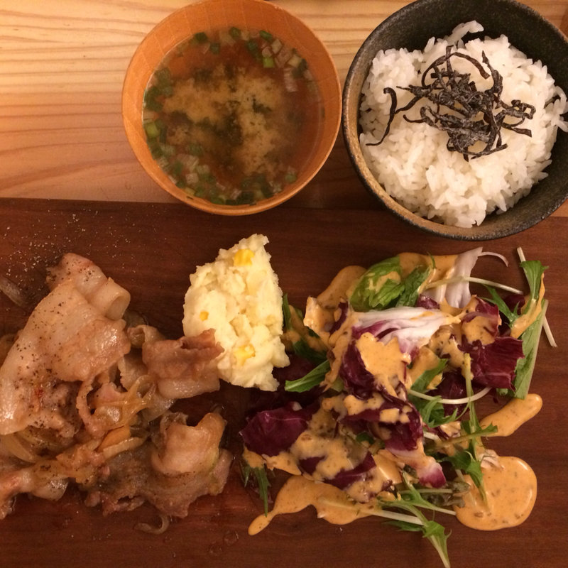 生姜焼き定食(36.5℃ Kitchen)