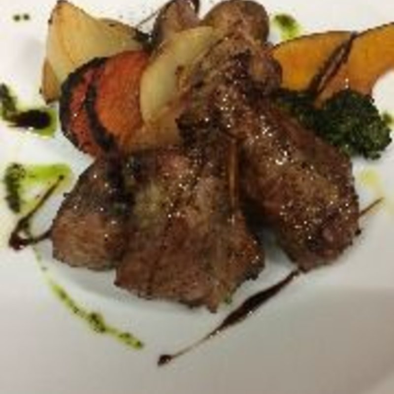 豚肉のスペアリブ(ホワイトロータス （White Lotus）)