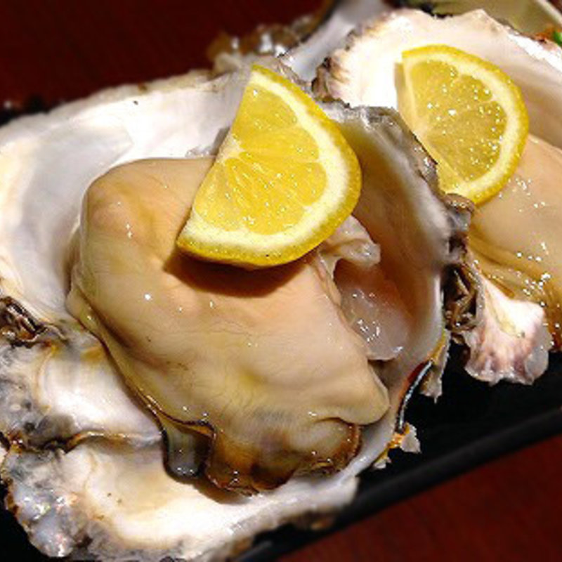 三重伊勢産の牡蠣1ケ(魚と酒　はなたれ 横浜鶴屋町店 )