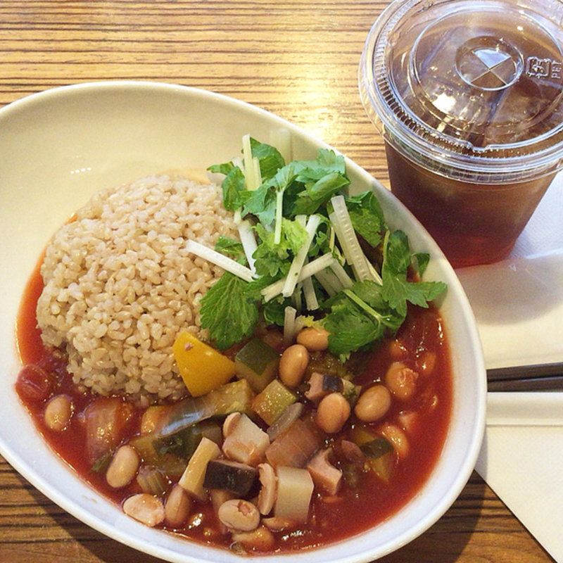 たっぷり野菜のミネストローネごはん(タヒチアンノニカフェ東京)