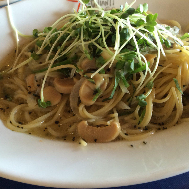 バジリコ(iＬ ＣＨＩＡＮＴＩ ＢＥＡＣＨＥ)