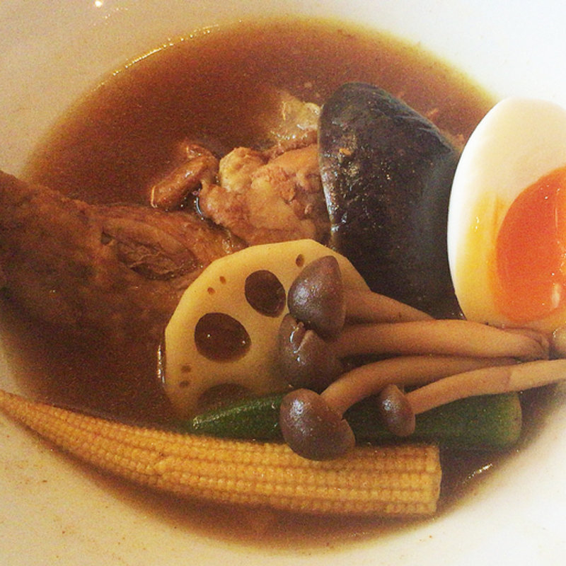 スパイスの効いた真夜中のスープカレー(恵比寿のパンダ )