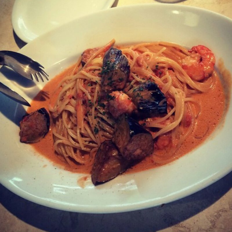 茄子と海老のトマトクリームパスタ(イン・ザ・グリーン   )